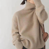 Celine | Minkštas ir Laiko Patikrintas Oversized Turtleneck Megztinis