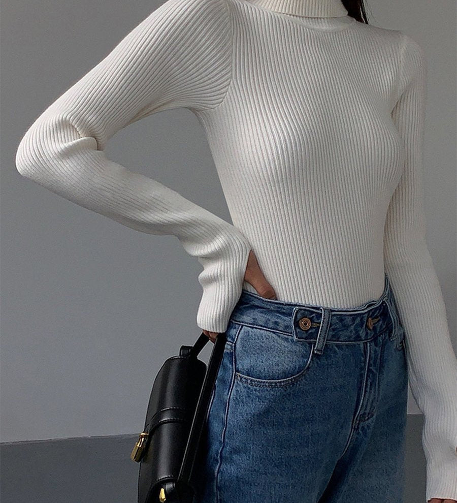 Isla | Rafinuotas ir Universalus Ribo Turtleneck Megztinis